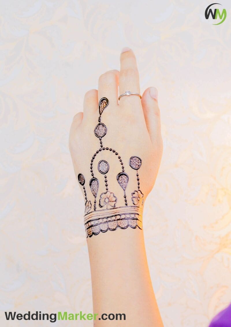 Top 10 Latest Bracelet Mehndi Designs In 2023 | Styles At Life